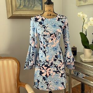 LILLY PULITZER designer Kayla Bell Sleeve Amore Please dress XS 0 blue pink